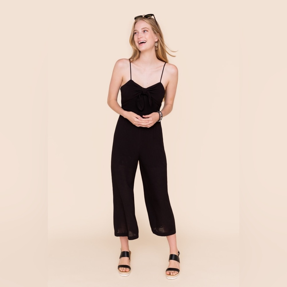 ✨Francesca’s Collection | Capri Jumpsuit w/ Tie Front | mi ami